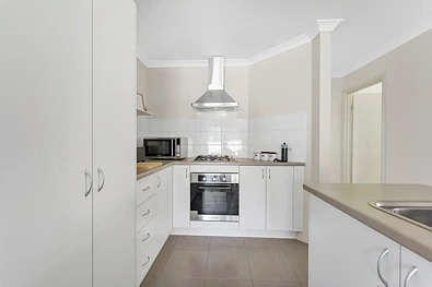 11/9 Gladstone Rd, Armadale, WA 6112, 3房, 2浴, House
