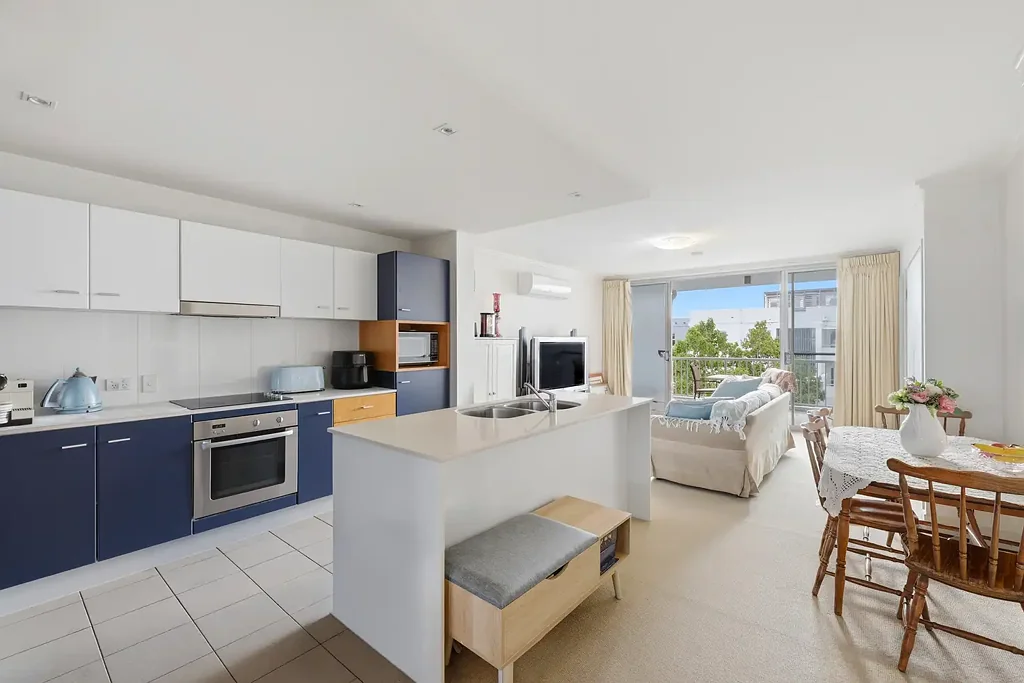 Robina 2房  PRIVATE INSPECTIONS ONLY - CONTACT AGENT