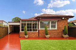 64 Dobroyd Parade (Entry Via Loudon Avenue), Haberfield