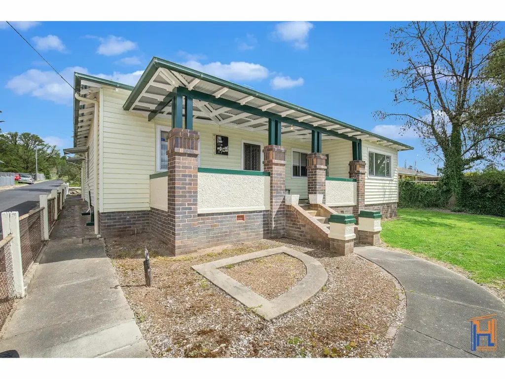 2 McShane Avenue, Armidale, NSW 2350