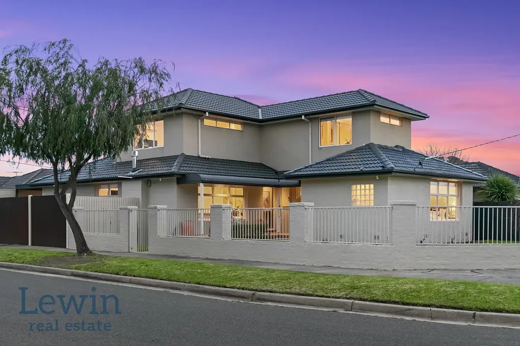 Cheltenham 5Zimmer The Perfect Setting for Relaxed Family Living