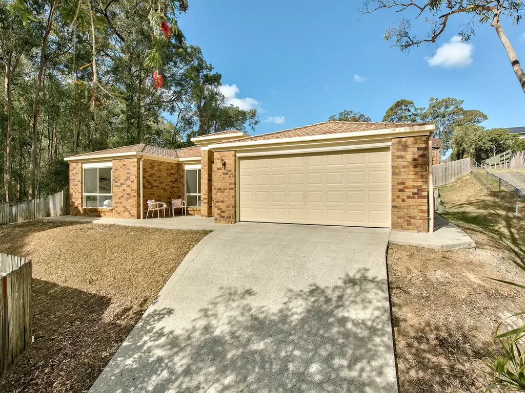 Everton Hills 4Moenga BRIGHT, SPACIOUS & MOVE-IN READY