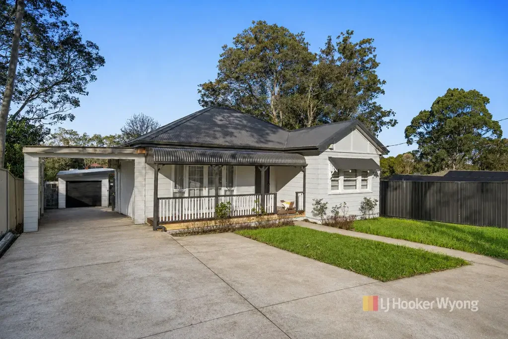Watanobbi 3 Slaapkamer Renovated Family Home with Future Granny Flat Potential on a 763sqm Block