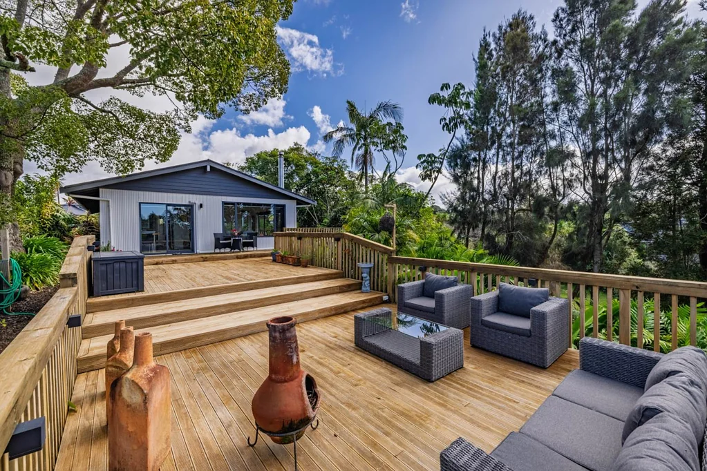 Kerikeri 3 Bedroom Tranquil Hideaway With Entertainer’s Edge