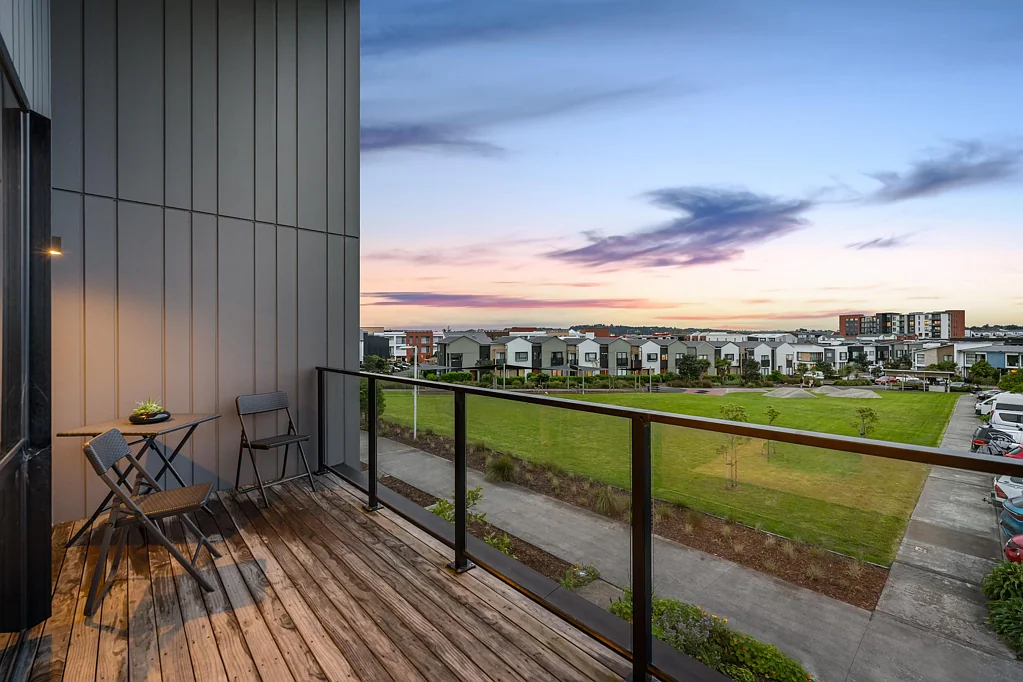 Hobsonville 3Kwarto A Corner Position with Elevated Perspective