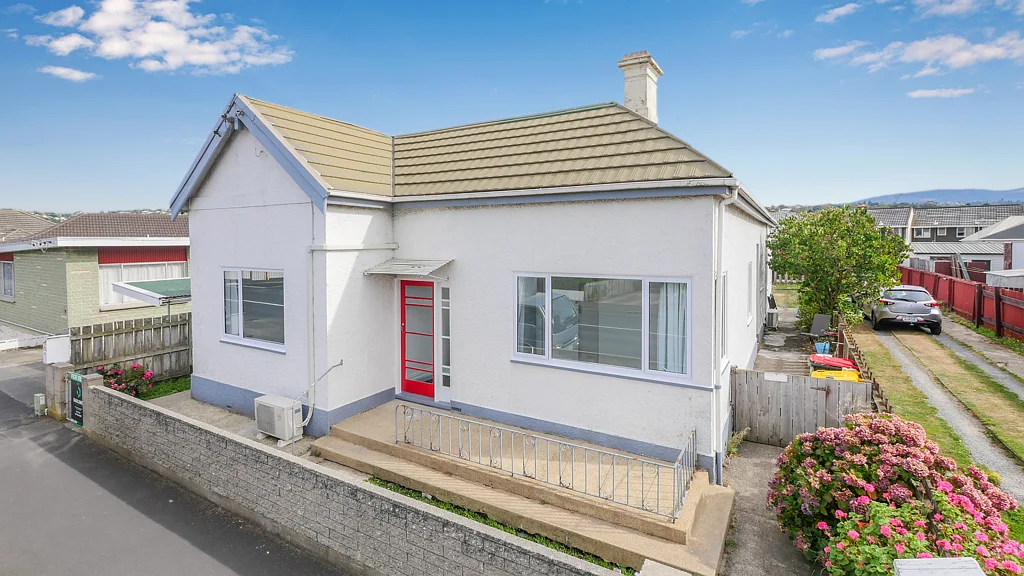 South Dunedin 6Zimmer Multi-Unit Investment Opportunity