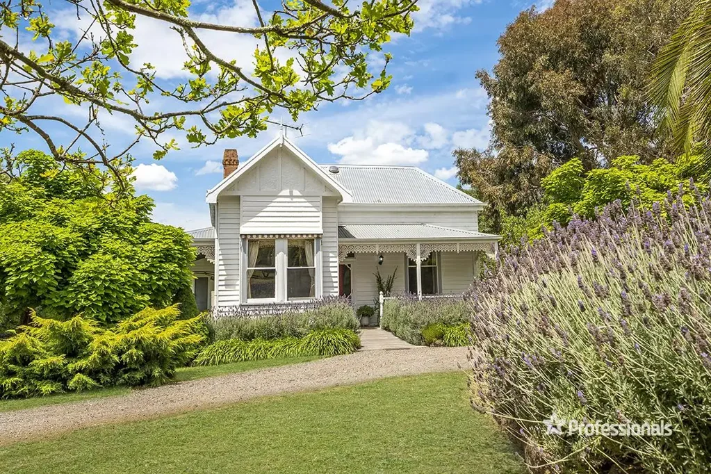 43 Picnic Road, Tarrington, VIC 3301