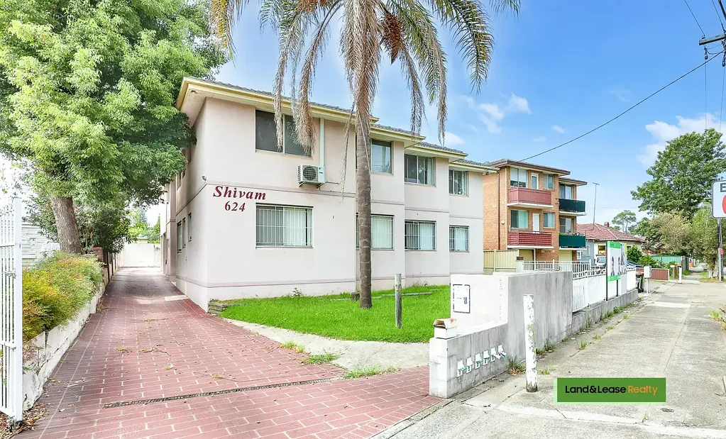 2 Bedroom Apartment for rent at Wiley  !!!!!!!!