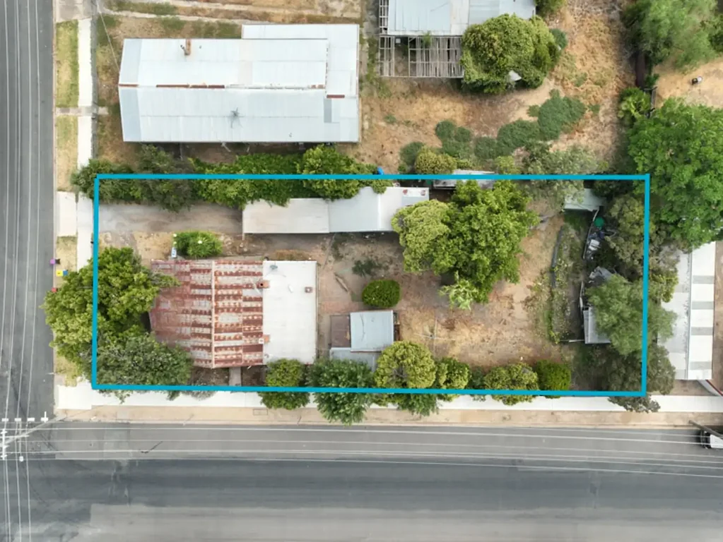 Nathalia 3房  Prime Corner Block with Development or Renovations Potential