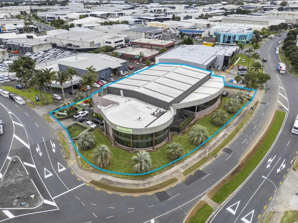 Mangere  Dual Access Corner Site