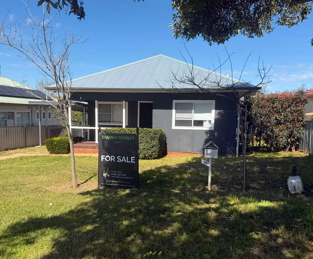 Parkes 2房  Charming First Home or Investment Opportunity