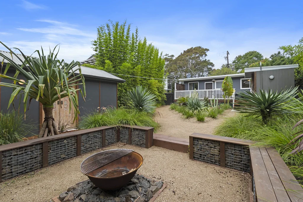 42 Yugura Street, Malua Bay, NSW 2536