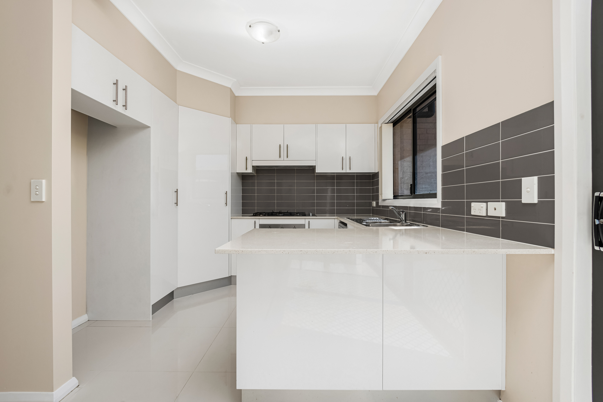 UNIT 3 19 BEATRICE ST, ROOTY HILL NSW 2766, 0部屋, 0バスルーム, Townhouse