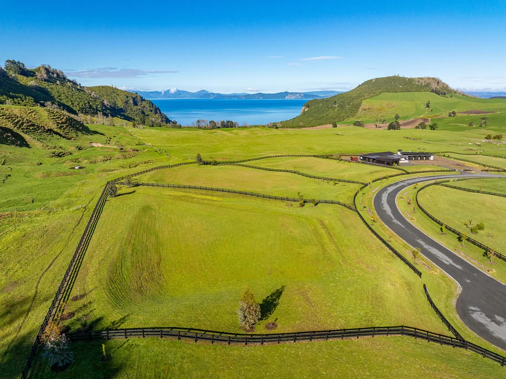 Acacia Bay A rare opportunity in a boutique Taupo enclave