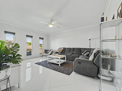 ਰਹਿਣ ਵਾਲਾ ਕਮਰਾ - 24 BAYVIEW ST, CEDUNA SA 5690