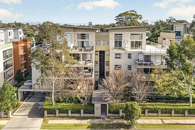Asquith 2Habitaciones Top Floor Penthouse Apartment with Unrivalled Convenience