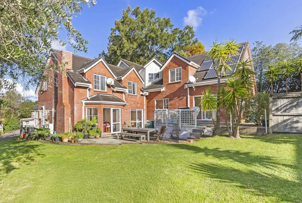 Greenhithe 7Zimmer Solid Home + Legal Minor Dwelling