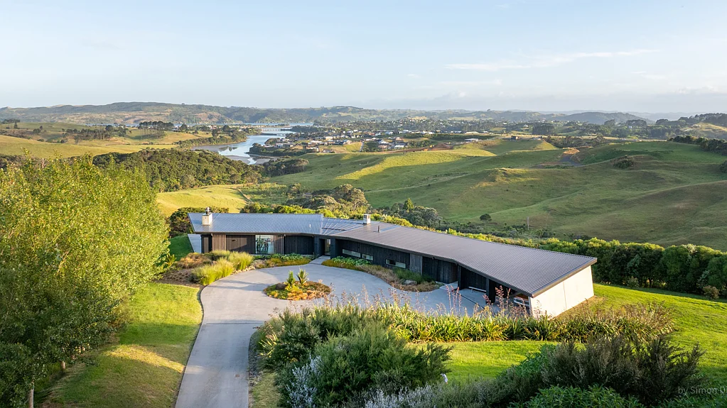 Raglan  As Good as It Gets