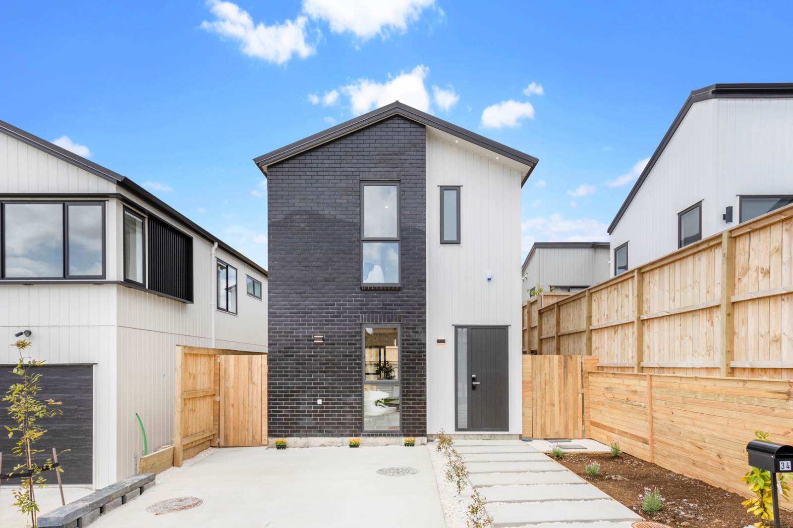 34 Biokovo Street, Massey, Auckland - Waitakere, 3 chambres, 5 salles de bain, House