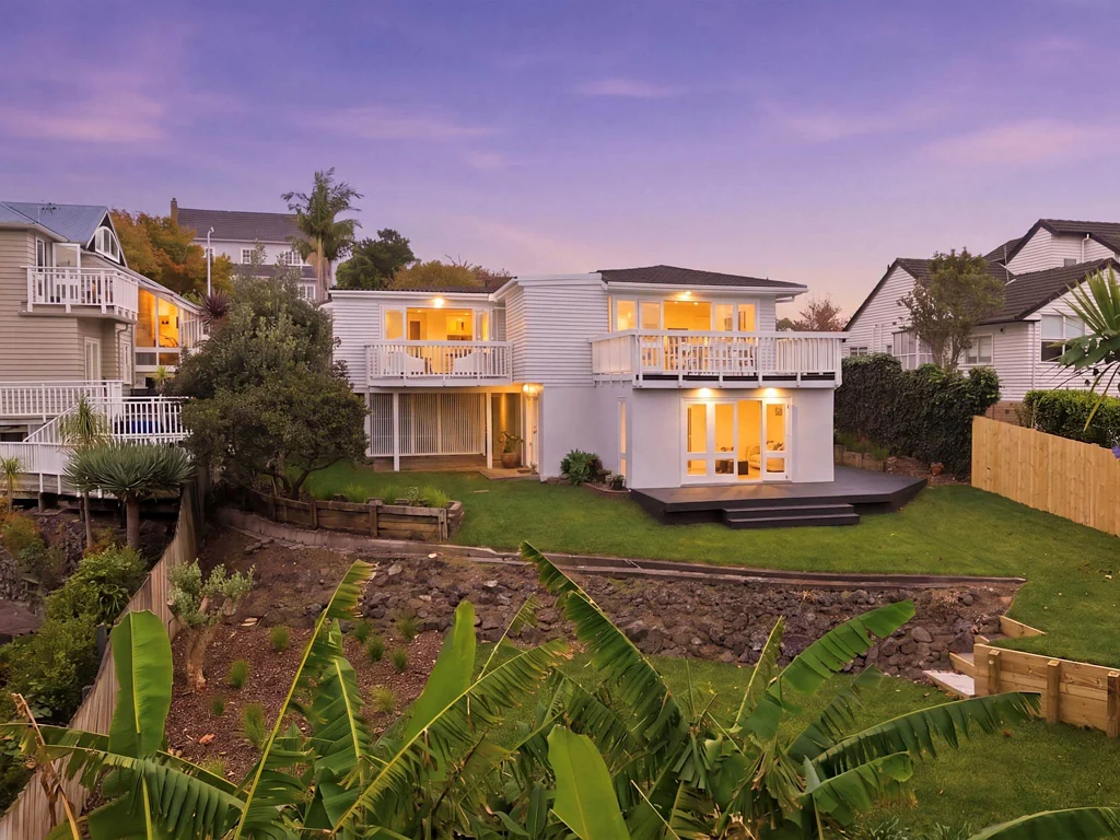 60 Ripon Crescent, Meadowbank, Auckland City