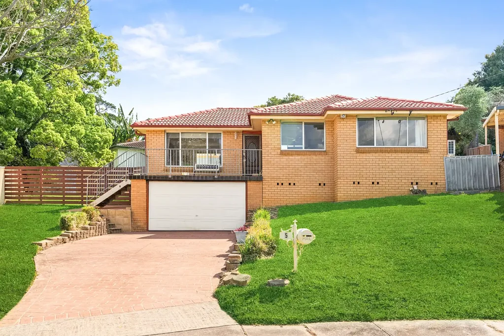 5 Namoi Place, Toongabbie, NSW 2146