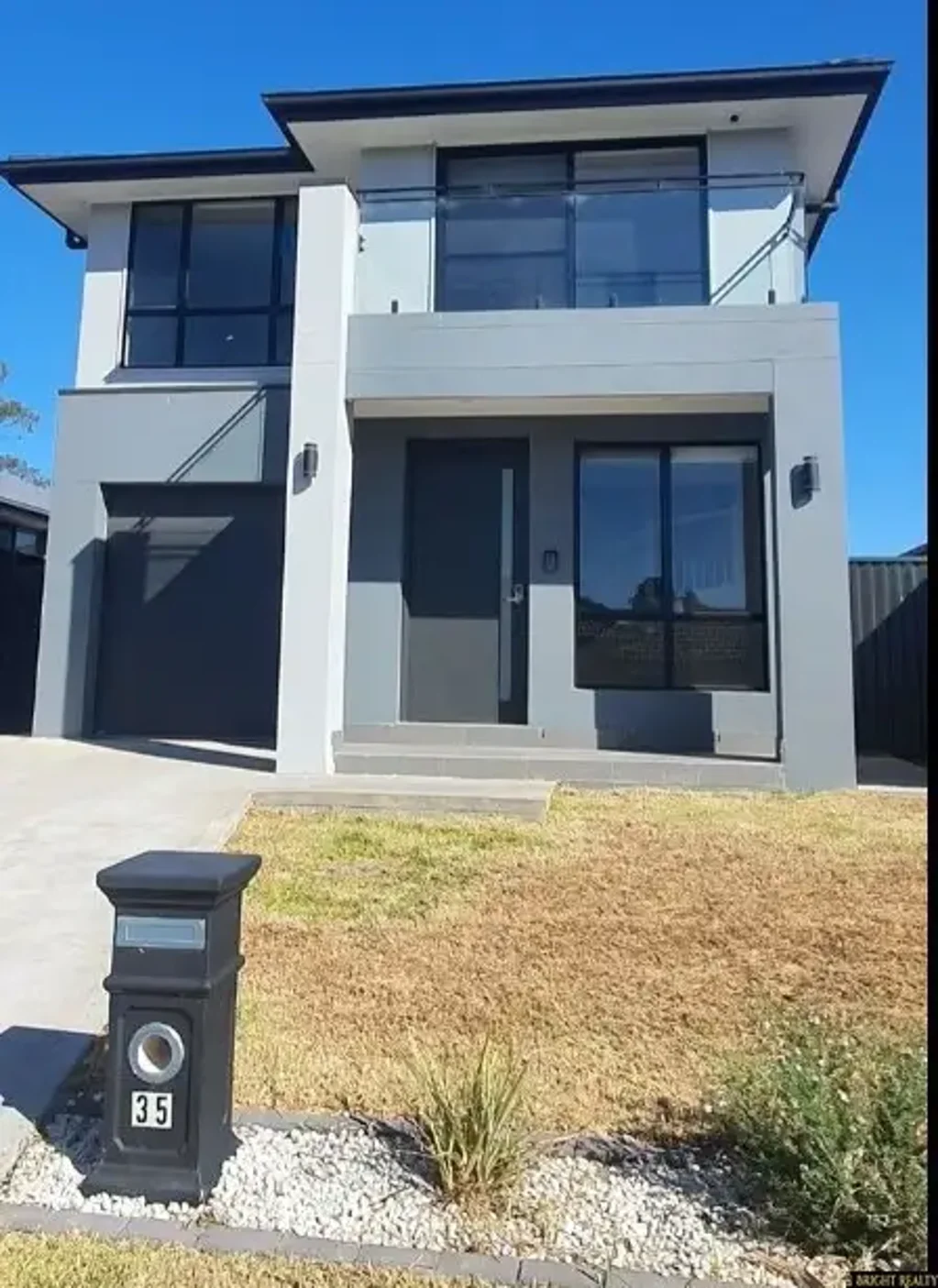 Austral 4غرفة نوم Ready to Move In House in Austral.