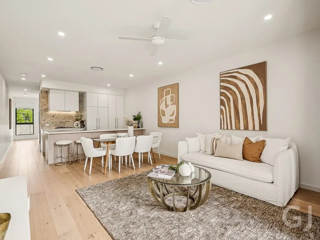 Wooloowin 3 Bedroom Architectural Elegance and Elevated Living in Wooloowin's Leafy Heart