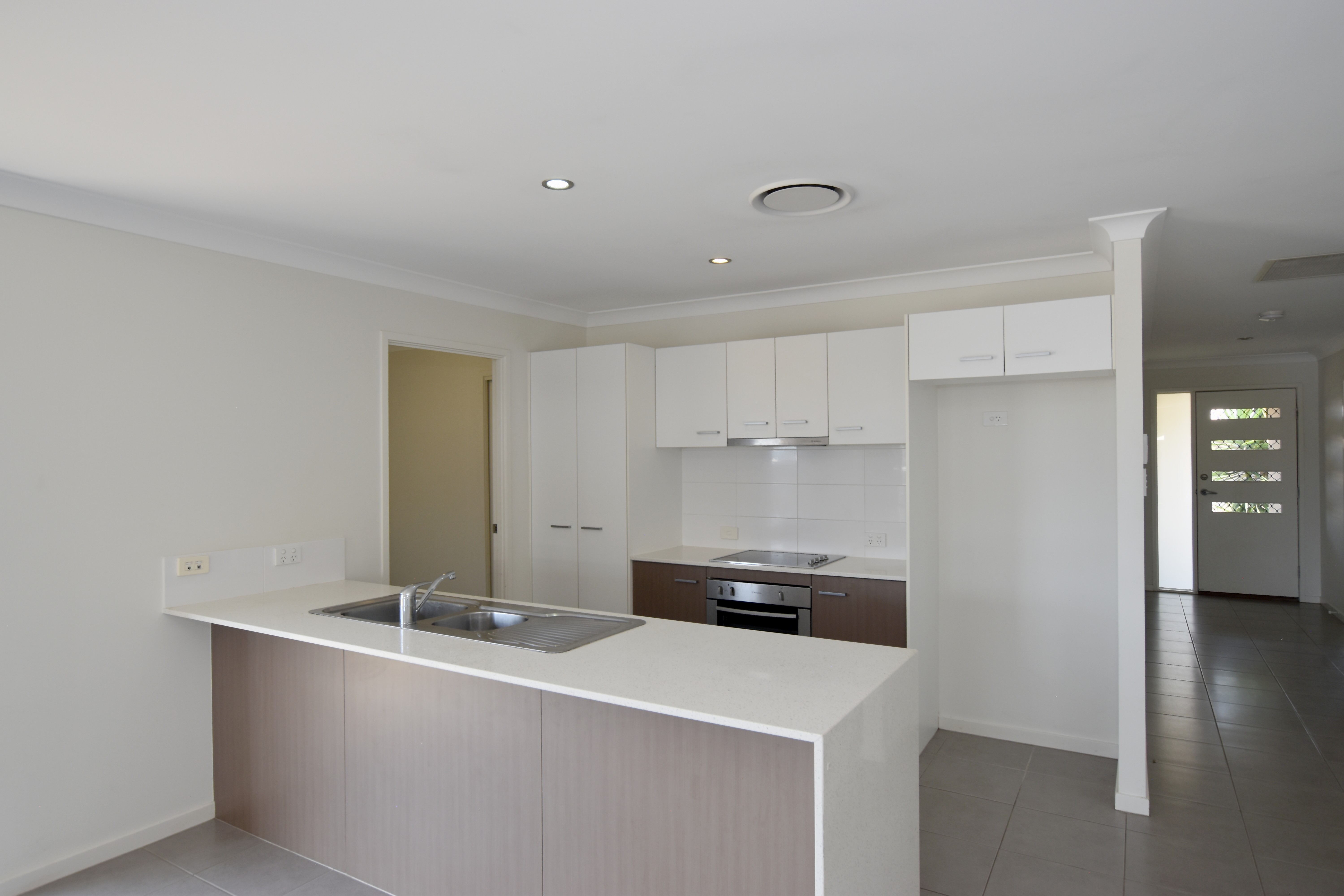 22 STURT CT, GLEN EDEN QLD 4680, 0 ห้องนอน, 0 ห้องน้ำ, House