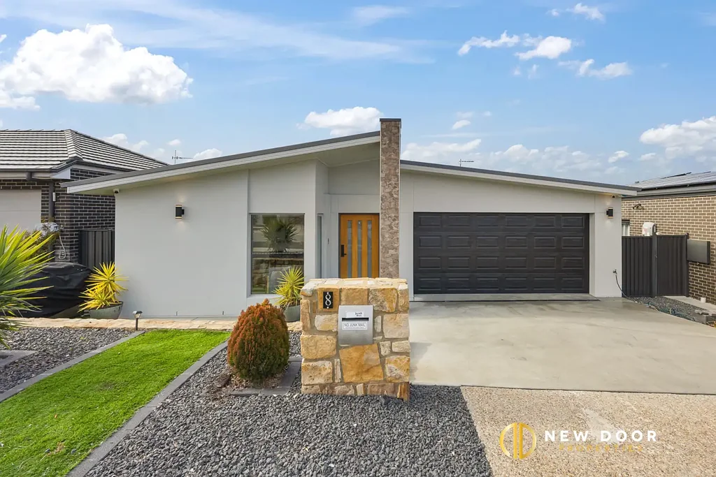 8 Butterworth Street, Taylor, ACT 2913