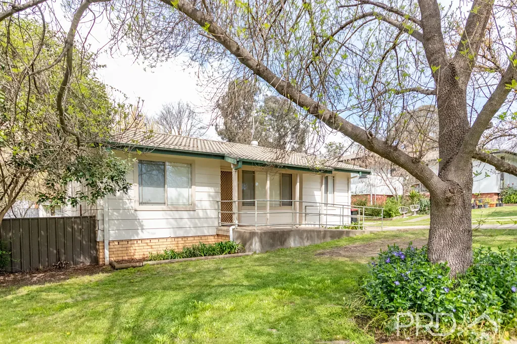 10 Banksia Crescent, Tumut, NSW 2720