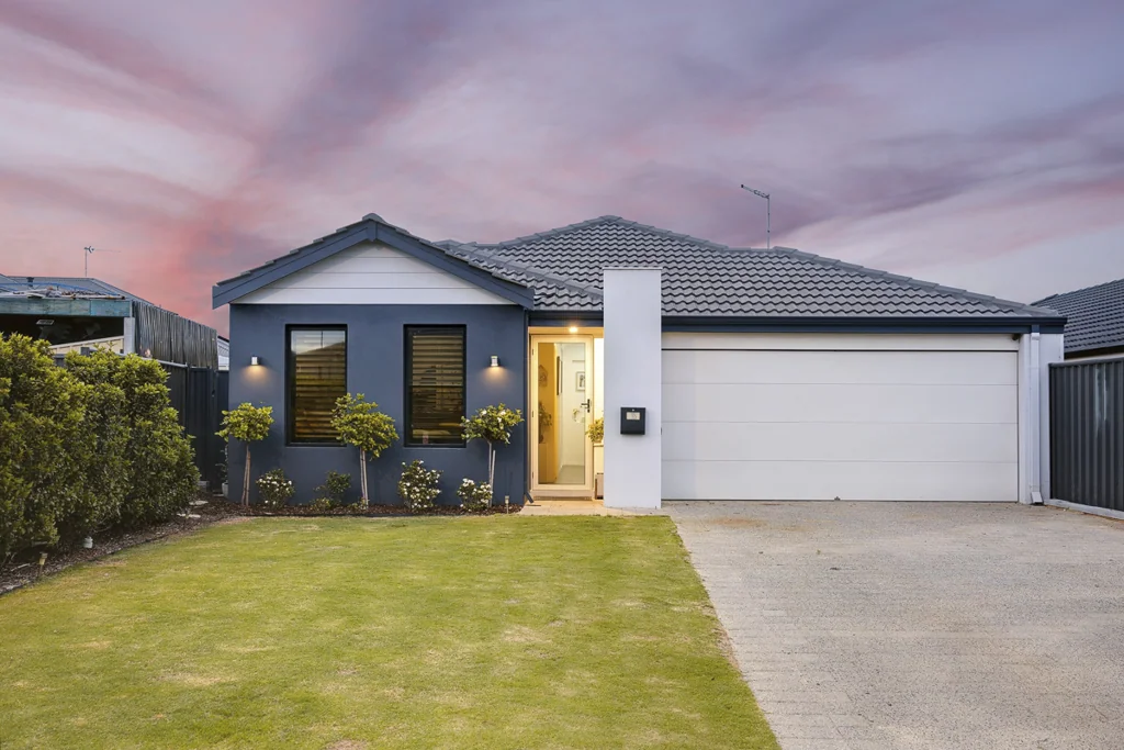 35 Mebbin Grove, Yanchep, WA 6035