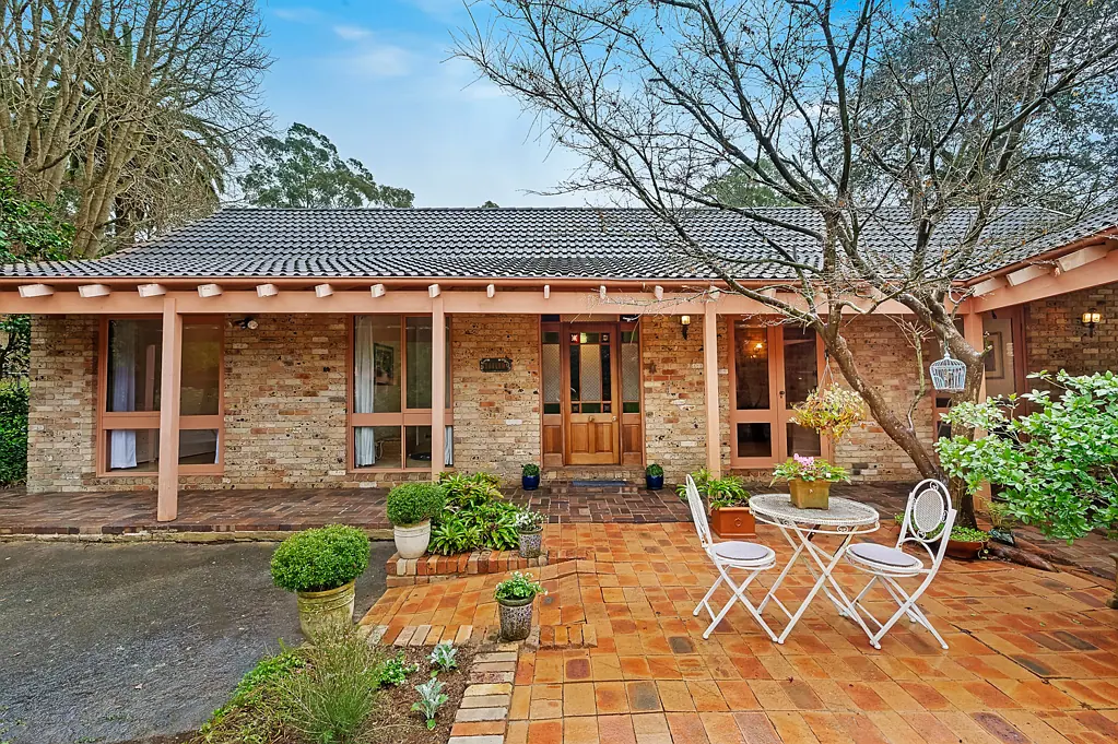 65A Mount Pleasant Avenue, Normanhurst, NSW 2076