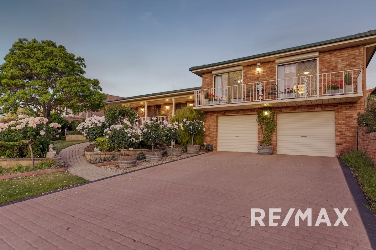 9 LINCOLN AV, TOLLAND NSW 2650, 0 Bedrooms, 0 Bathrooms, House