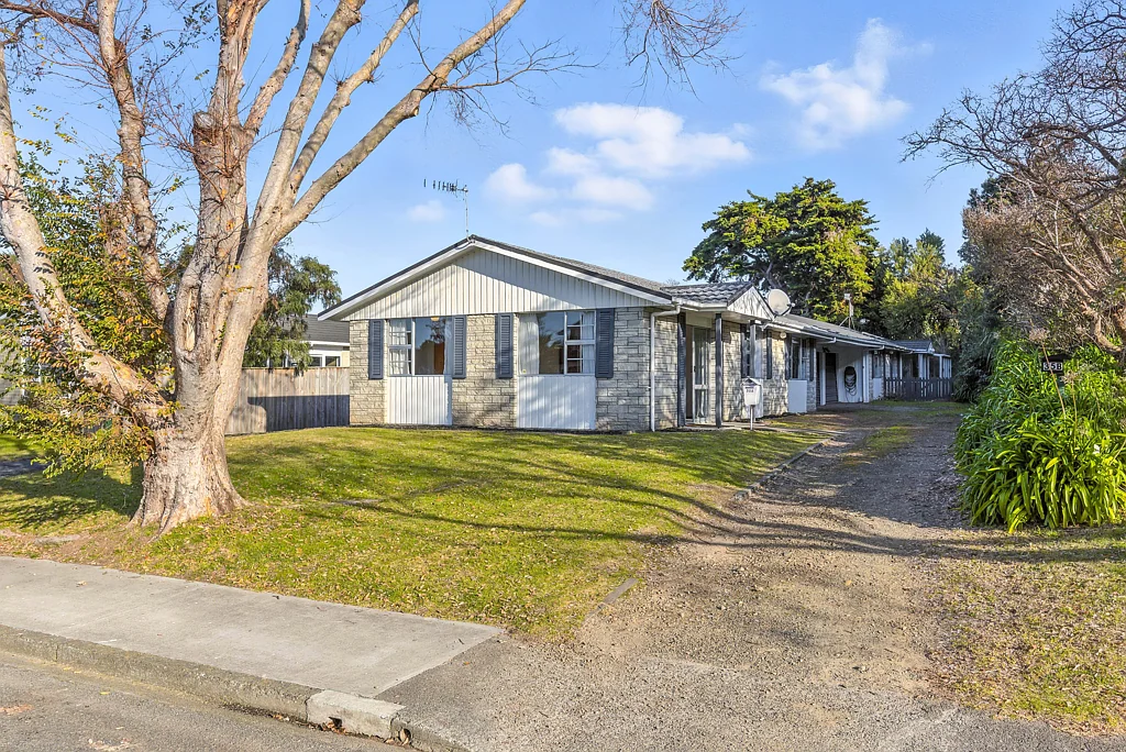 Raumati Beach 2Kwarto Live the Raumati lifestyle, walk to it all
