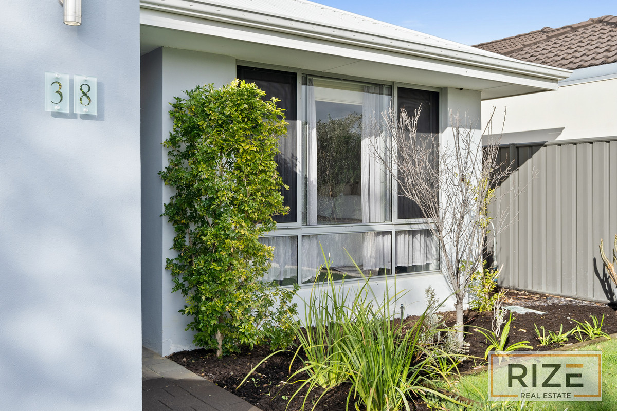 38 TEASEL WAY, BANKSIA GROVE WA 6031, 0 Bedrooms, 0 Bathrooms, House