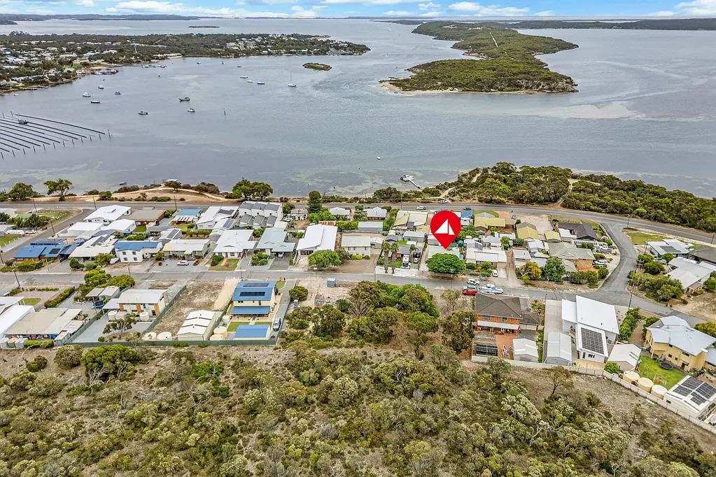 Coffin Bay 3कमरा 3 Bedroom Coastal Home in Coffin Bay SA with Water Views
