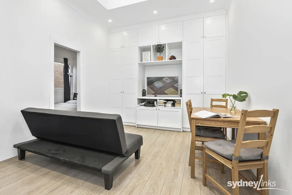 Cozy 36sqm cozy one bedroom unit in fantastic location