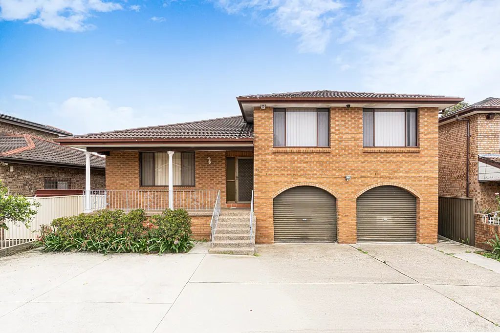 54 St Kilda Street, St Johns Park, NSW 2176