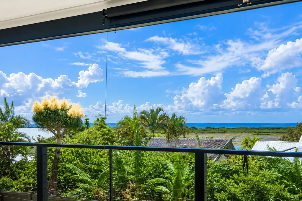 Wellington Point 4 Bedroom LOCATION, LIFESTYLE & BAY VIEW VALUE