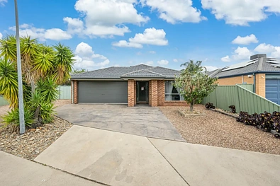 Shepparton 4कमरा Peaceful Family Living in a Convenient Location