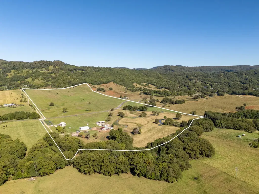Wilsons Creek 5બેડરૂમ "Mountain View"  - Historic Farm House on 100 Quality Acres - First Time To Market