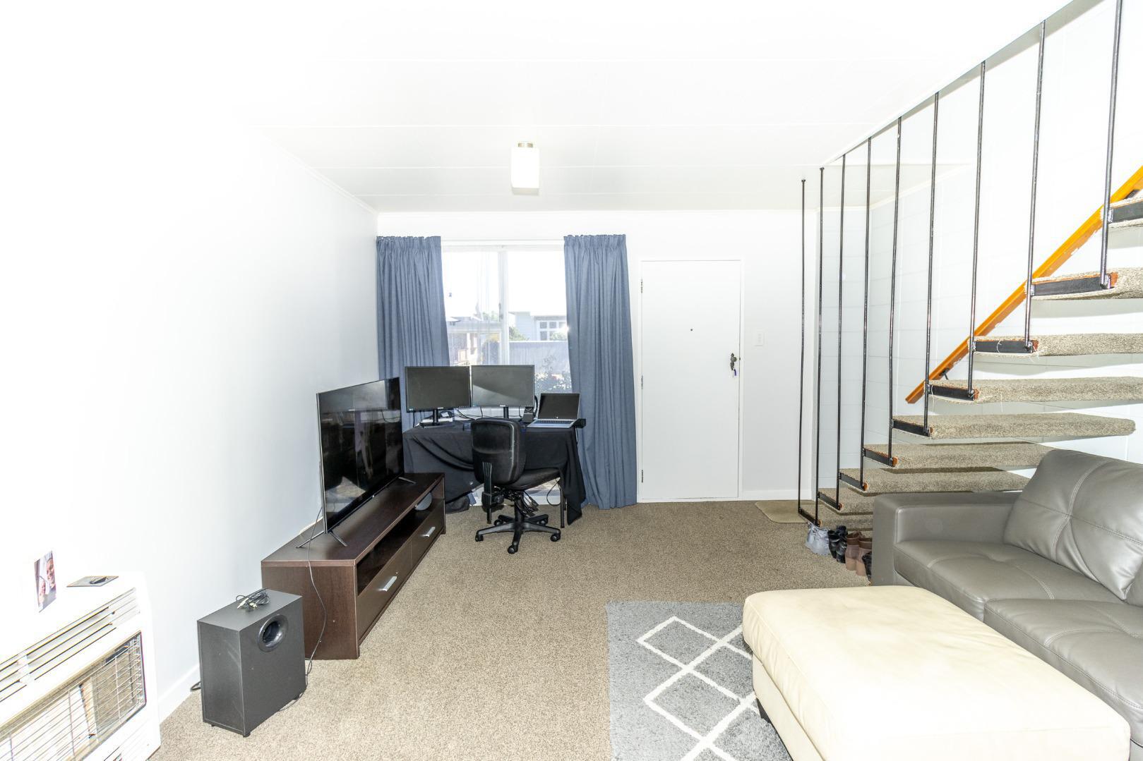 1 Pascal Street, Palmerston North Central, Palmerston North, 2 phòng ngủ, 1 phòng tắm, Townhouse