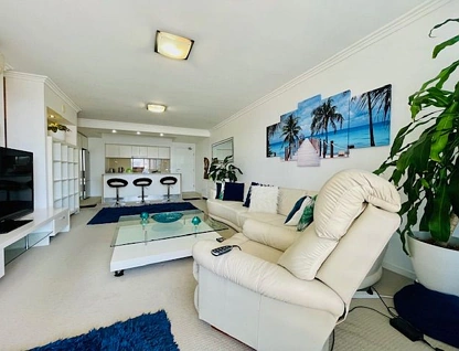 UNIT 41/53 Darrambal Street, Surfers Paradise, Gold Coast, 2 phòng ngủ, 2 phòng tắm, Unit