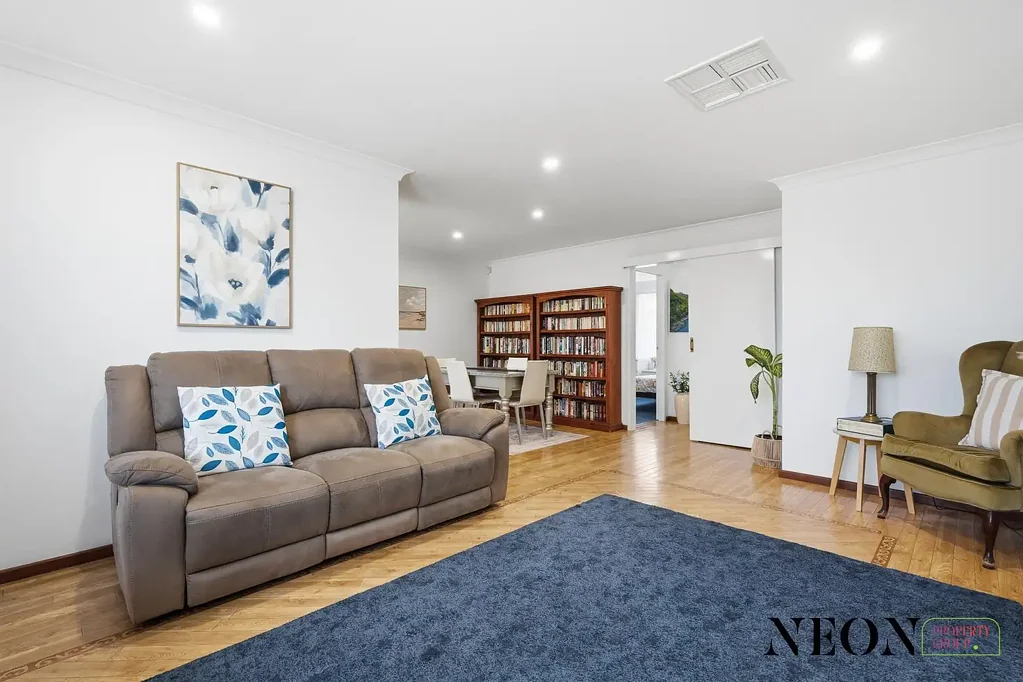 Melville 2غرفة نوم Elevated, Renovated & Ready To Move In!