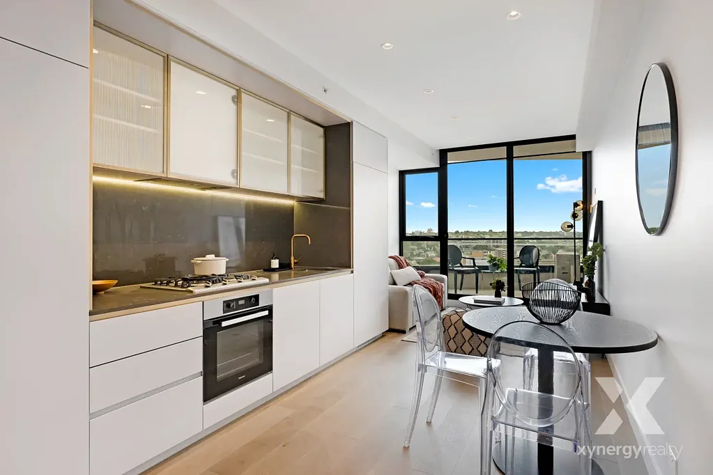 Stylish 2-Bedroom Apartment in South Yarra!