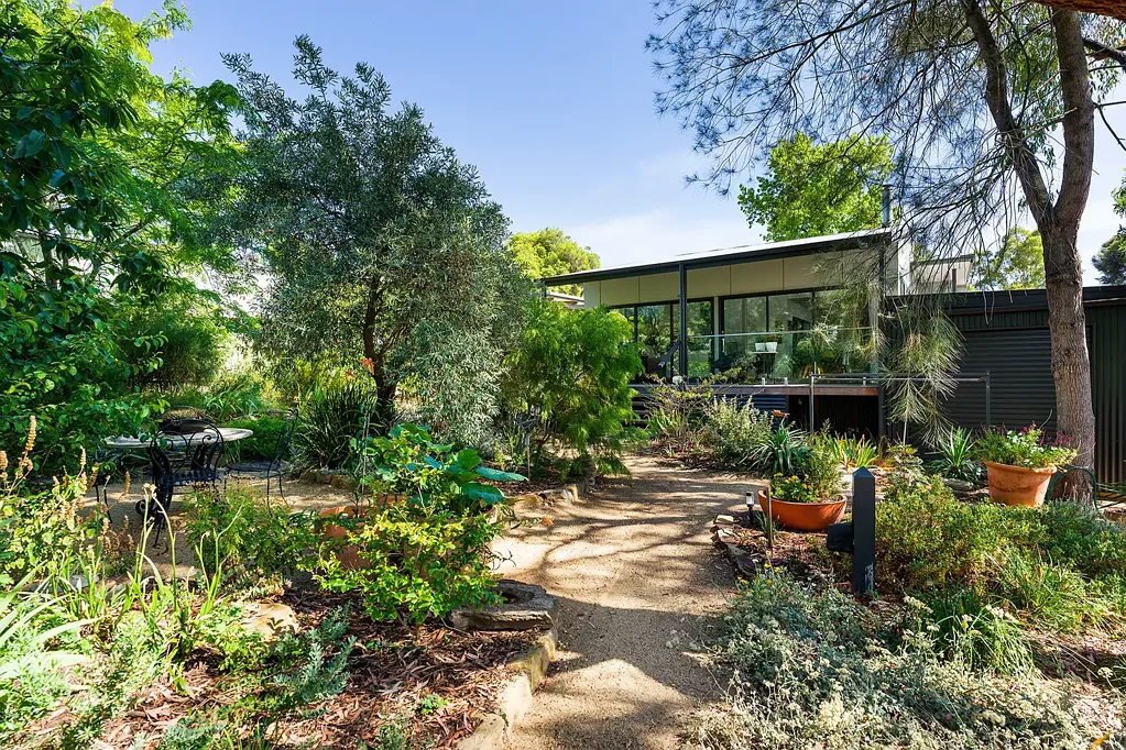 3 Thomas Street, Castlemaine, VIC 3450