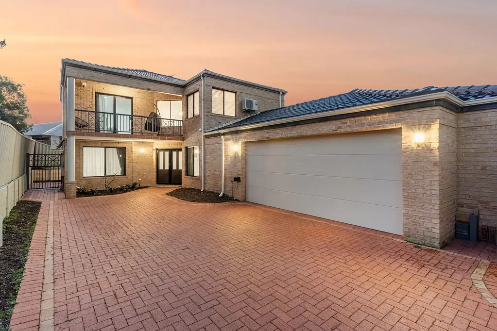 4B Bricknell Road, Attadale, WA 6156
