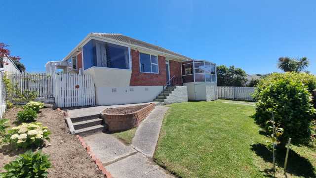 130 Main Road, Titahi Bay, Porirua, 3 ਕਮਰੇ, 0 ਬਾਥਰੂਮ, House