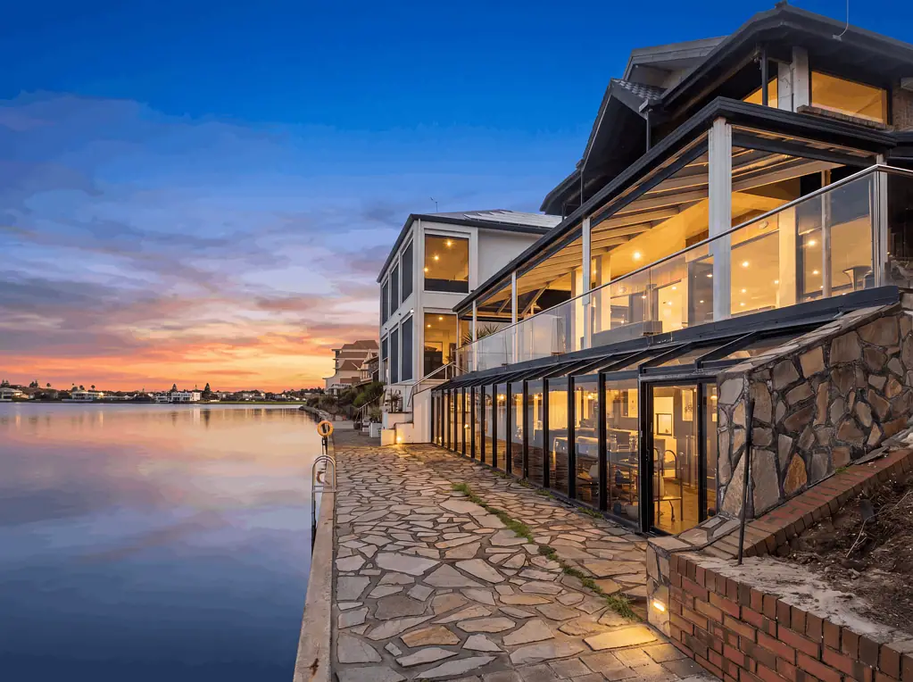 West Lakes 4Moenga Absolute Waterfront Living with Uninterrupted Lake Views