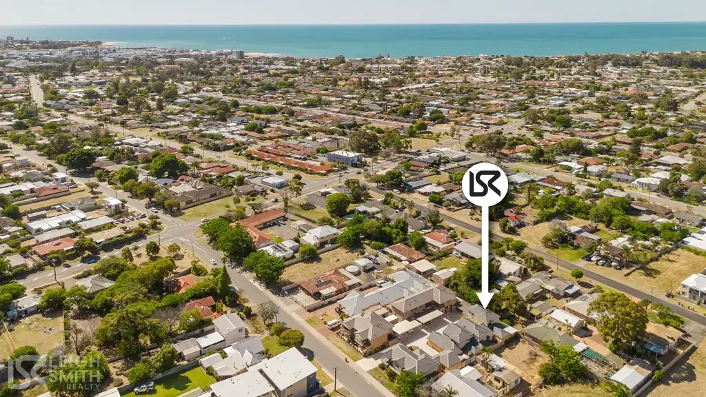 Mandurah 3Kwarto SOLD by Leigh Smith : Spacious, Easy-Care Townhouse